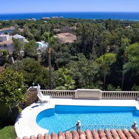 Palatial In Hacienda Chapas, Villa Marbella