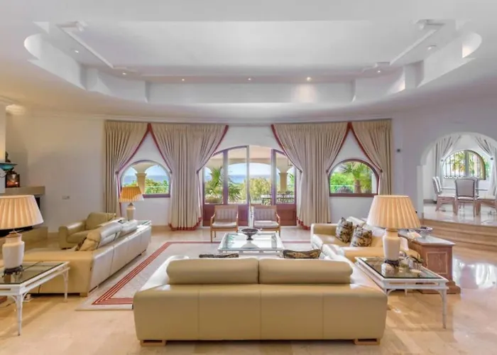 Palatial In Hacienda Chapas, Vila Marbella