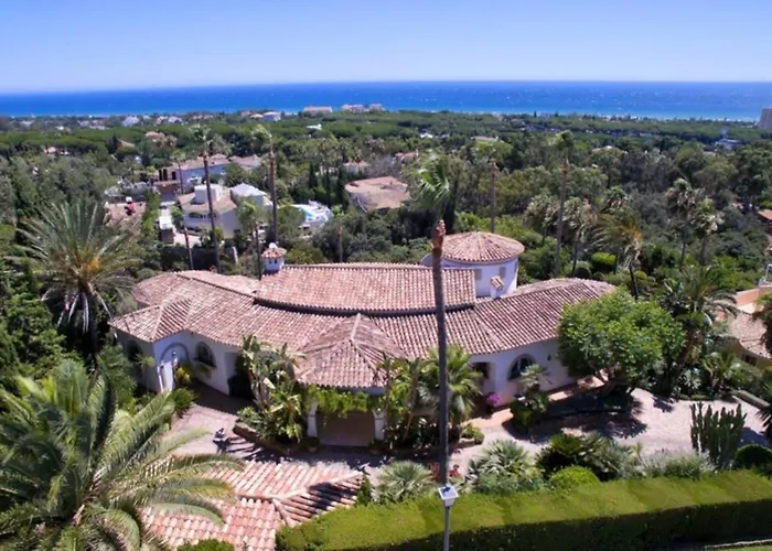 Vila Palatial In Hacienda Chapas, Marbella